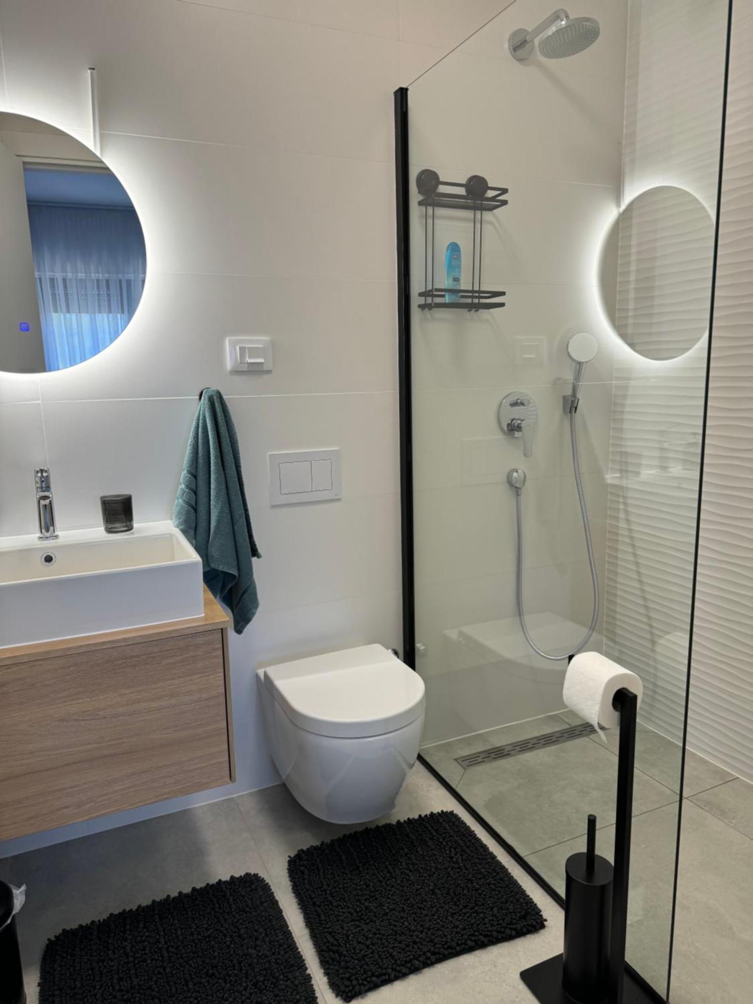 Capsula Luxury Apartment Умаг Екстер'єр фото