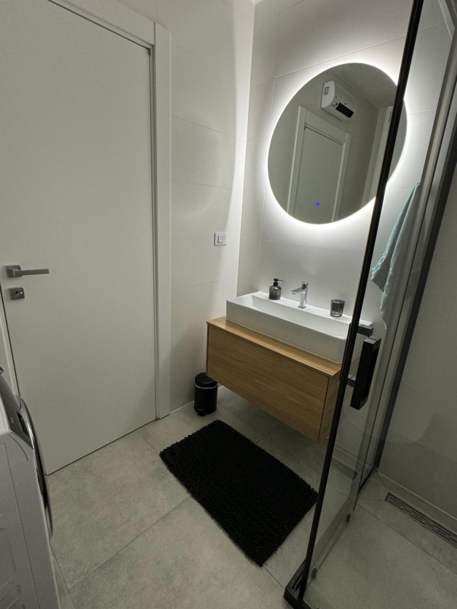 Capsula Luxury Apartment Умаг Екстер'єр фото