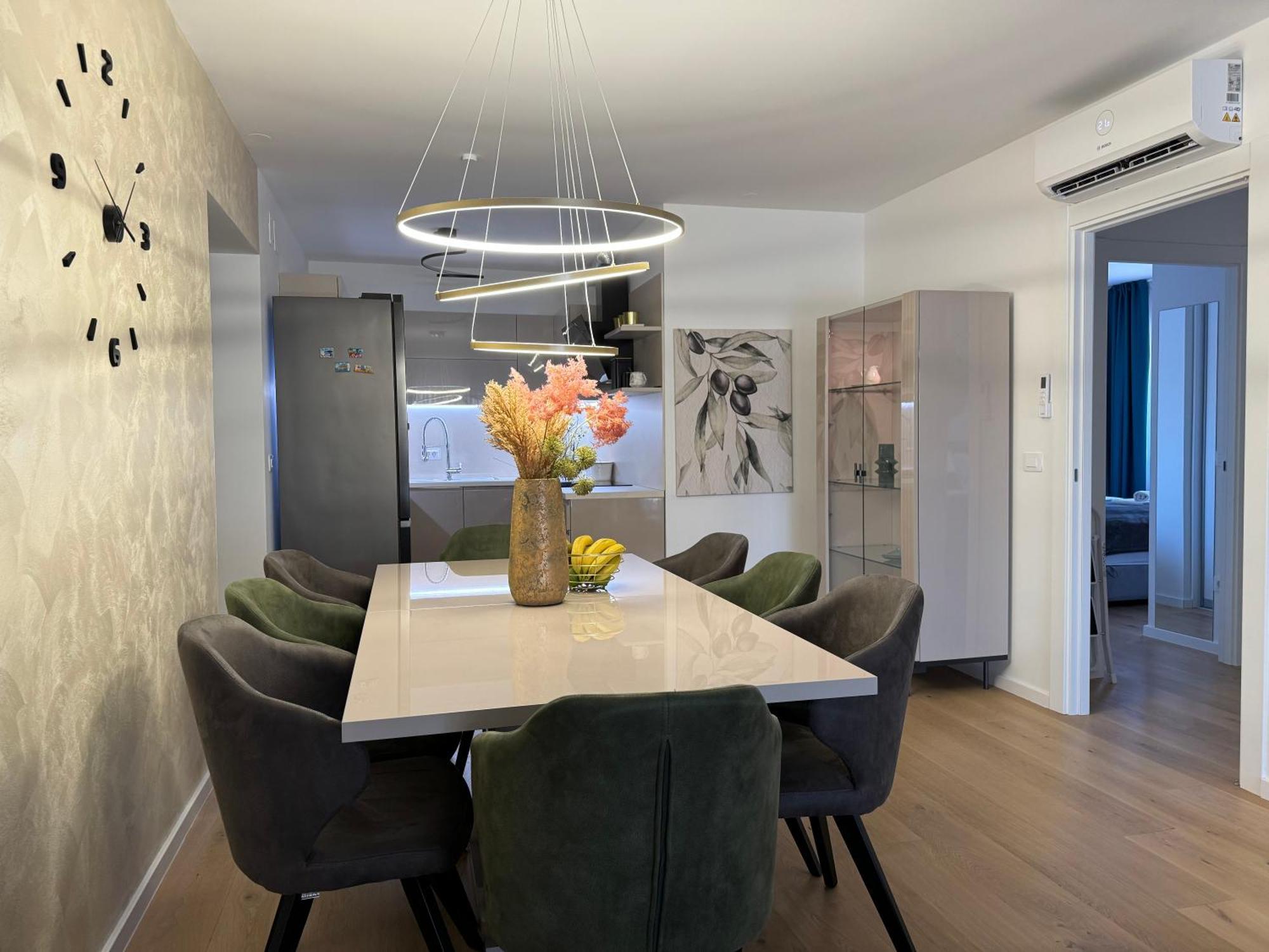 Capsula Luxury Apartment Умаг Екстер'єр фото